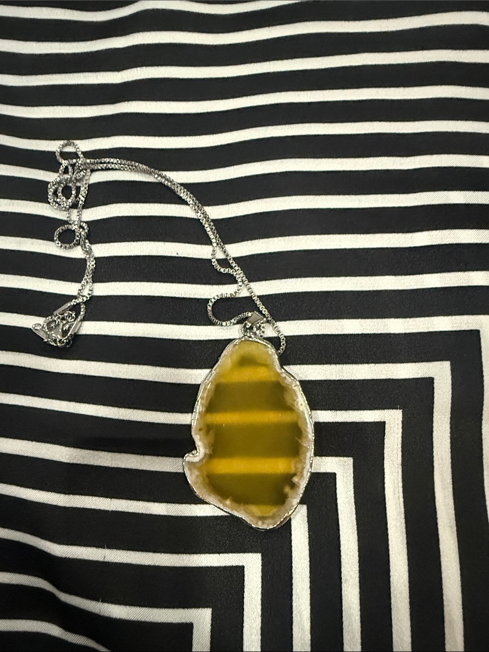 Silver-Trim Yellow Agate Pendant Necklace